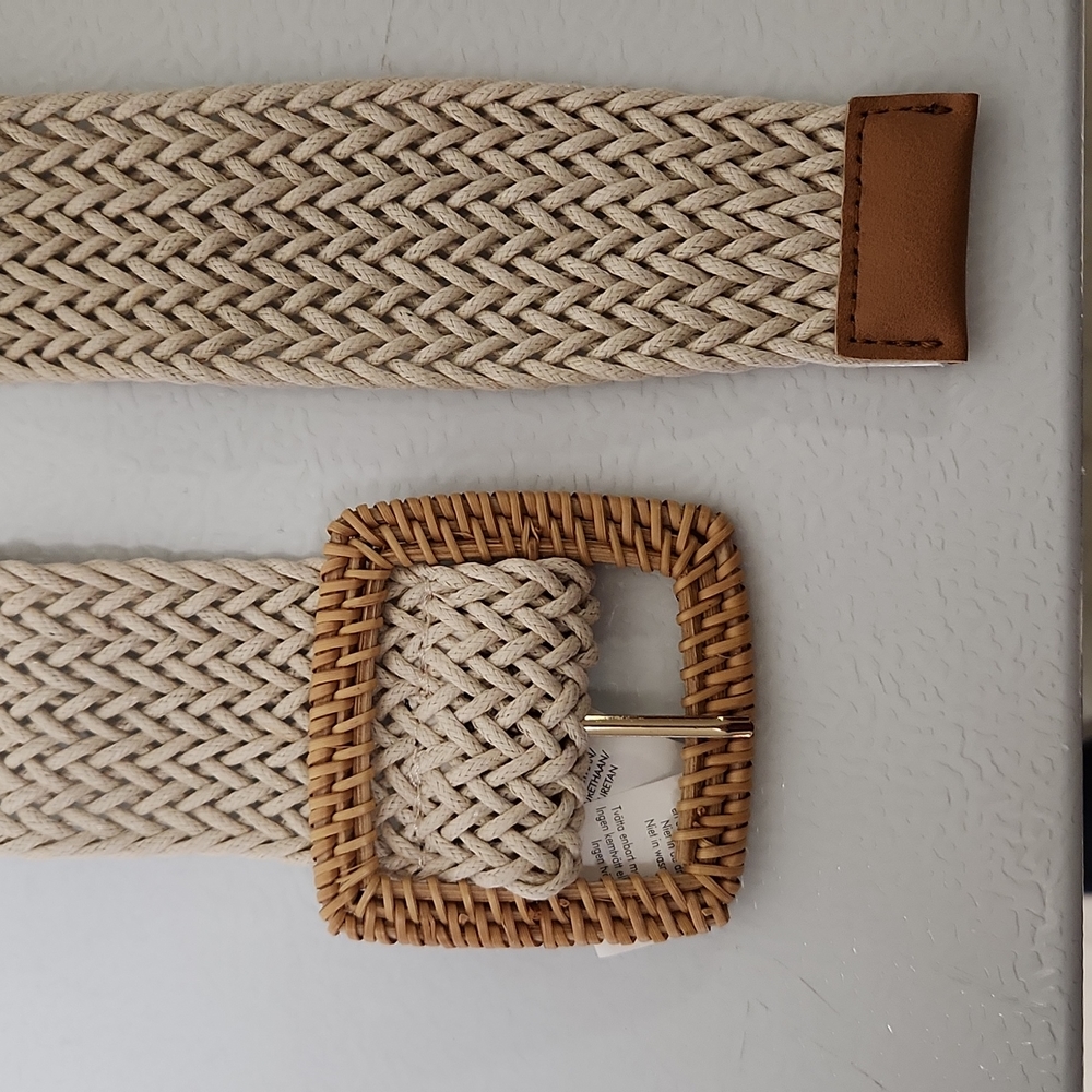 Belt - Picture 2 of 2